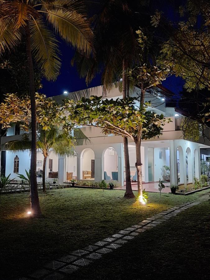 Blue Sand Beach Resort Trincomalee Bagian luar foto
