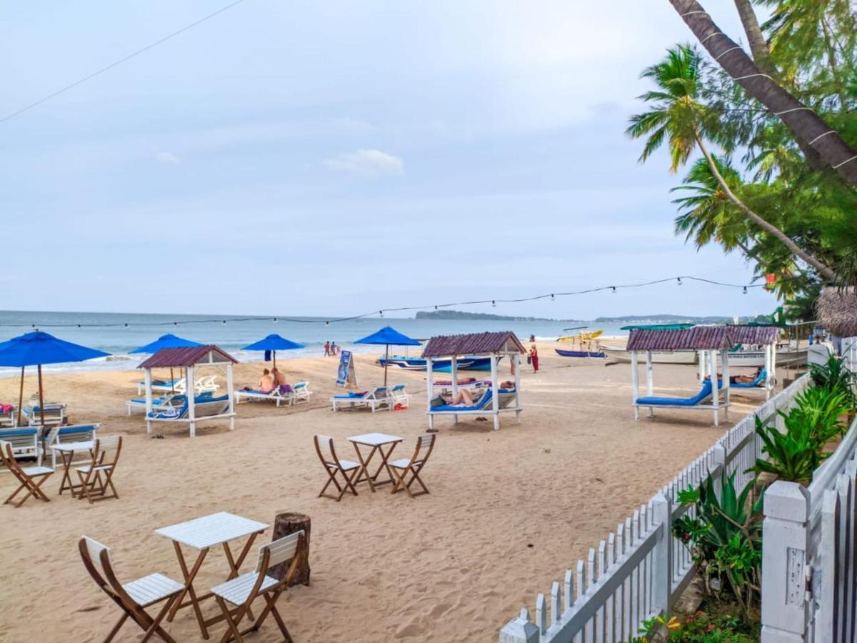 Blue Sand Beach Resort Trincomalee Bagian luar foto